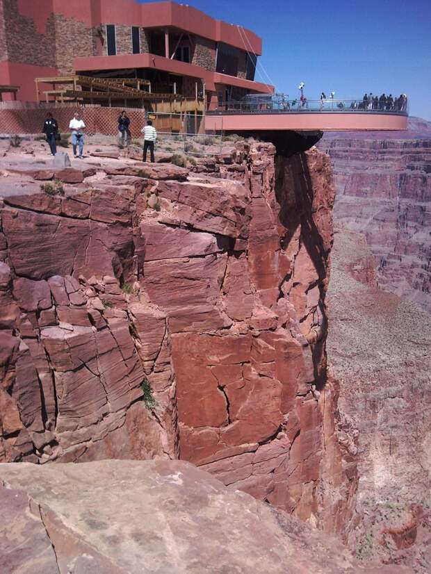 GrandCanyon11 GrandCanyon11 Головокружительная достопримечательность: стеклянная площадка над Гранд Каньоном