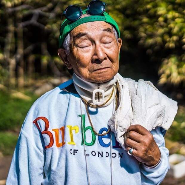 Внук предложил 84-летнему деду переодеться, и теперь он - звезда соцсетей (фото)