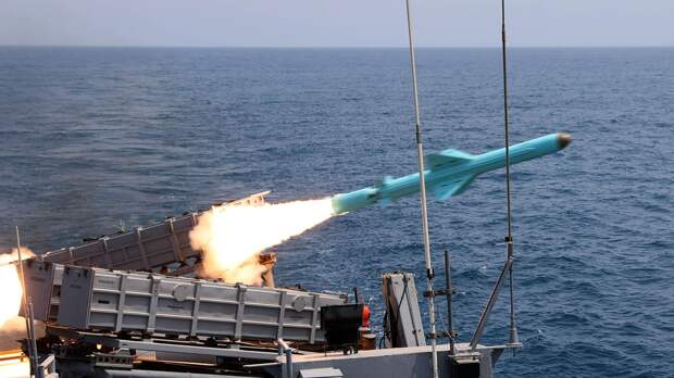 КСИР сообщил о новой волне атак на военные базы США