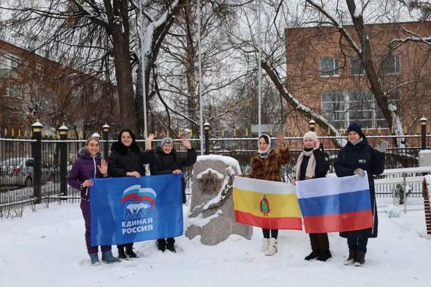 В курский военный госпиталь направилась группа добровольцев из Рязанской области
