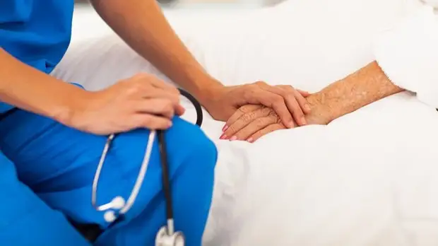 Московские хосписы подключили к ЕМИАС