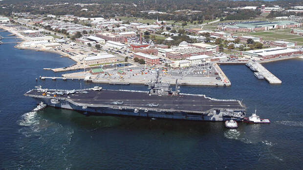 Военные базы США могут оказаться под ударом белорусских ракет. Фото: Patrick Nichols/US Navy/Global Look Press