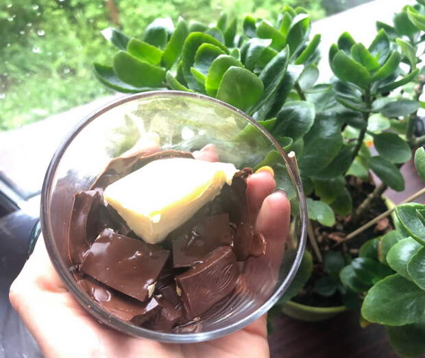 Шоколадно-клубничное безумие! - Наготовила внукам на праздник десерты – вкусно, просто и в стаканчиках очень удобно