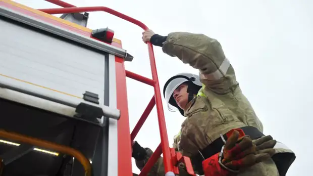 Открытое горение на центральном рынке в Шахтах ликвидировано