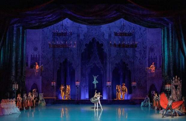 Приморская сцена Мариинского театра завершит сезон гала-концертом