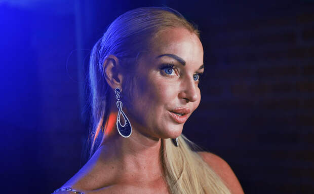 Анастасия Волочкова сообщила, что никогда не уедет из России