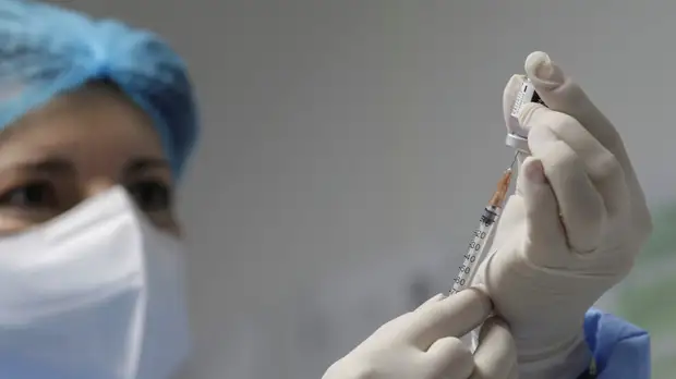 В Бельгии от коронавирусной инфекции привили более 100 тысяч человек