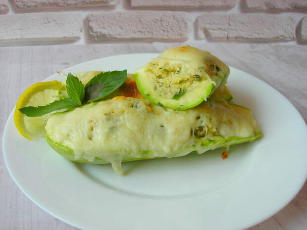 Фаршированные кабачки кус-кусом Кабачок, Рецепт, Фаршированные кабачки, Еда, Кулинария, Видео, В духовке
