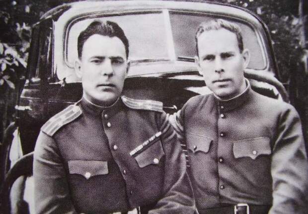 Леонид и Яков Брежневы. / Фото: www.sammler.ru