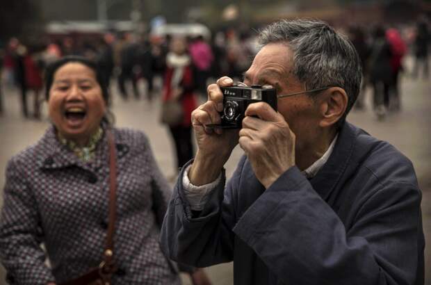 Китайские туристы ведут себя беспардонно.