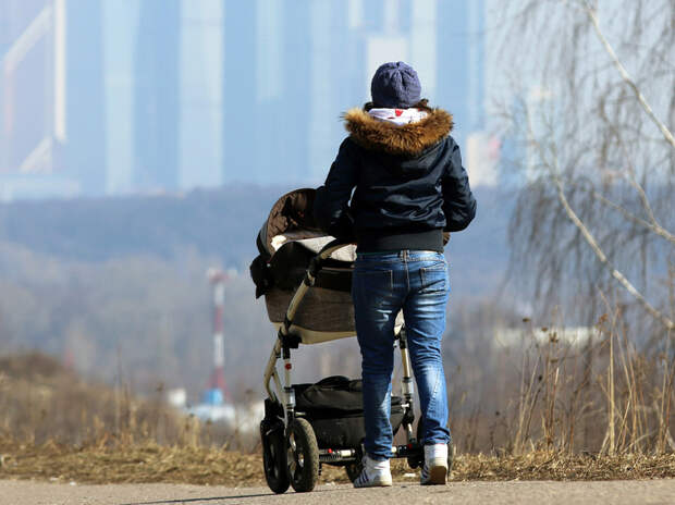 Эксперты призывают к атомному повышению рождаемости