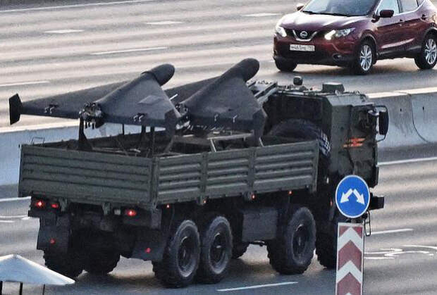 На российских «Геранях» заметили загадочные прожекторы