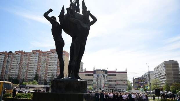 Сегодня - 40 лет со дня техногенной катастрофы в Чернобыле: возложение цветов в Краснодаре