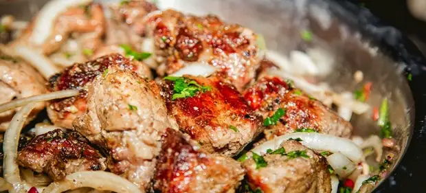 Шашалык в духовке из свинины в рукаве