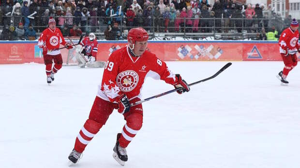 Россиянин Александр Могильный принят в Зал хоккейной славы