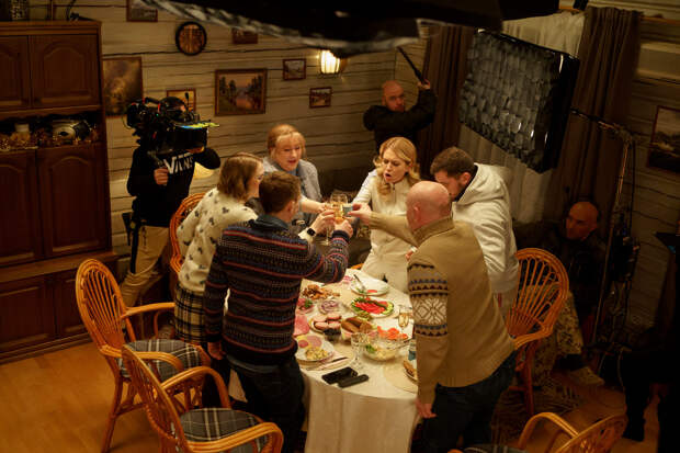 Мария Аронова, Виталий Хаев и Никита Павленко в четвертый раз вместе отметят «Праздники»