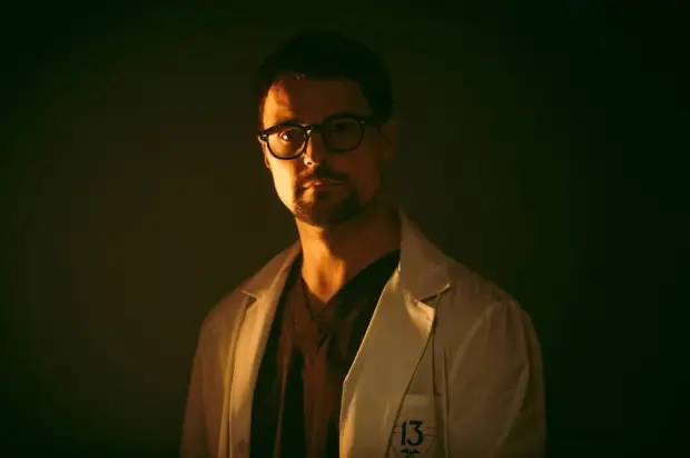 Стартовали съемки сериала с Козловским в главной роли «13 клиническая»