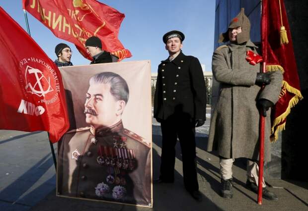 Ленин и Сталин: бывшие вожди популярнее нынешних