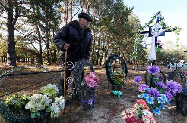 Жизнь в зоне отчуждения Чернобыльской АЭС (19 фото)