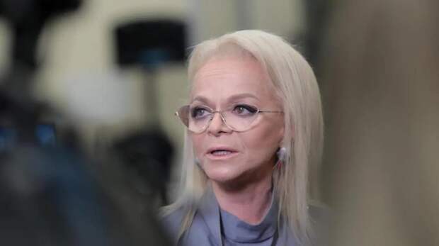 Осушение незаконного пруда на даче Долиной может стоить 50 млн рублей