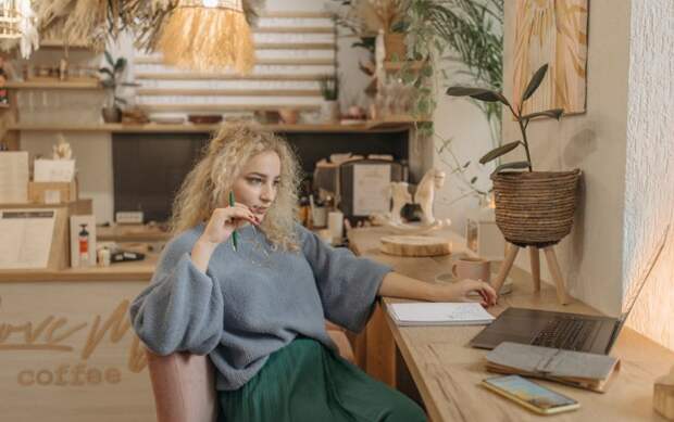 Как перестать быть невидимкой на работе: 6 способов заявить о себе