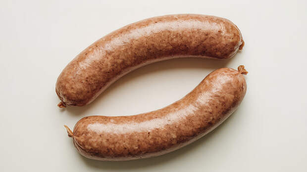 Доцент Мясищева посоветовала внимательно изучать состав колбасы