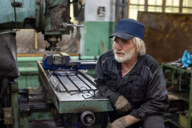 Финансист Гукасова: работающим пенсионерам пересчитают пенсию автоматически