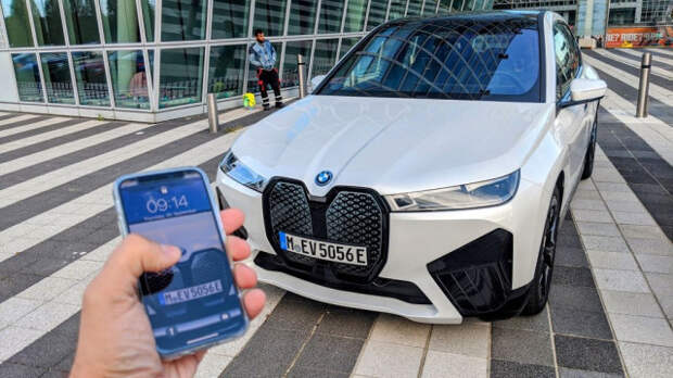 BMW iX тест драйв
