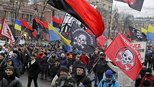 Участники митинга за закон об импичменте в Киеве, Украина. 10 декабря 2017 Участники митинга за закон об импичменте в Киеве, Украина. 10 декабря 2017