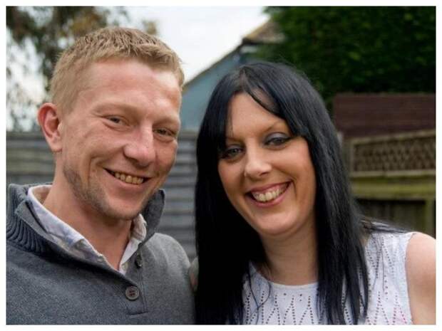 Женщина остановилась, чтобы поговорить с бездомным и нашла любовь всей своей жизни