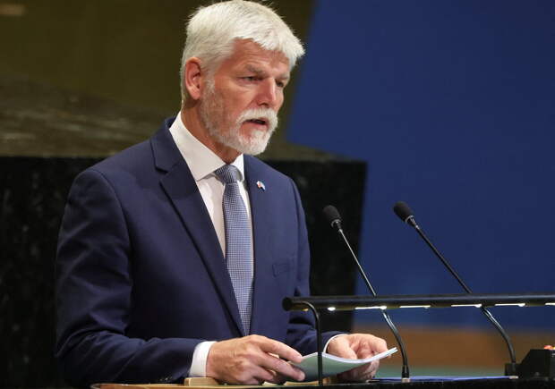 Президент Чехии объявил о готовности Украины к болезненным уступкам