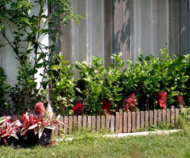 Садовые ограждения для грядок и клумб — идеи заборчиков для цветников .