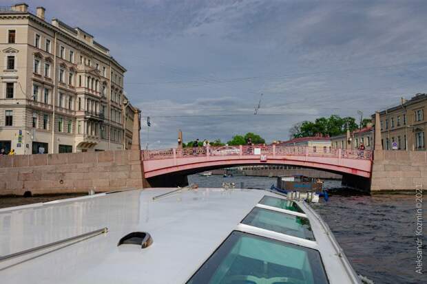 Красный мост Красный мост