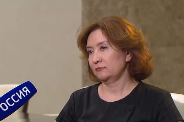 Стало известно, где скрывается «золотая судья» Хахалева