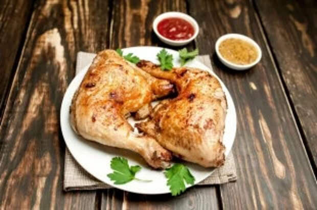 Проколоть суставы, замочить в рассоле. 3 способа запечь курицу на праздник