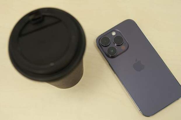 В понедельник петербуржцы жалуются на сбой мобильного интернета и мессенджеров