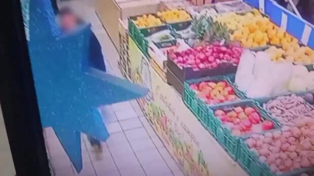 В Донецке мужчина устроил стрельбу в супермаркете из автомата Калашникова