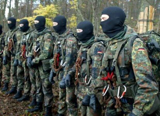 Изнасилование сослуживца и песни в честь Гитлера: солдаты из Германии ославились в Литве