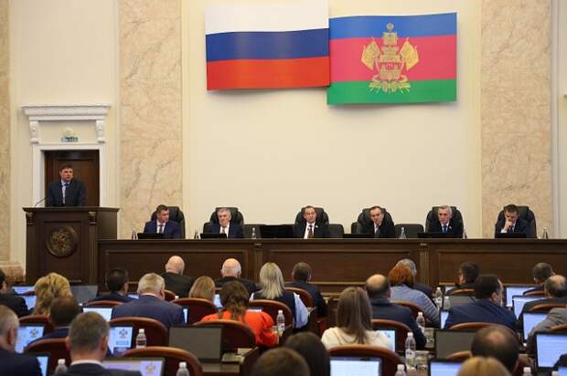 Сессия ЗСК: бюджет принят единогласно