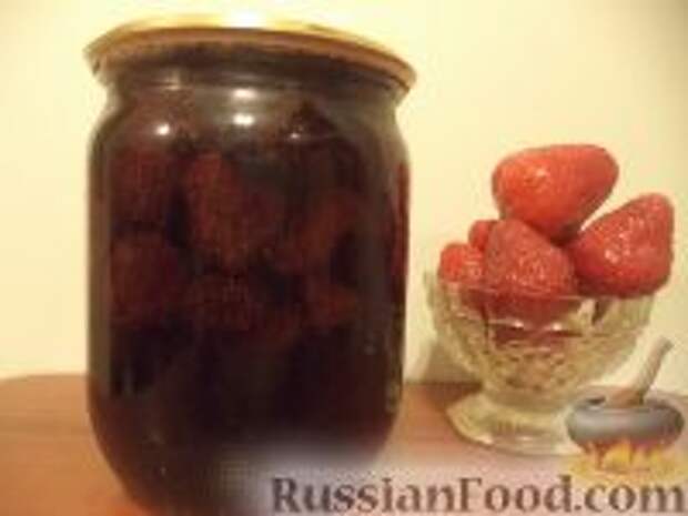 Фото к рецепту: Клубничное варенье с яблочным соком Фото к рецепту: Клубничное варенье с яблочным соком