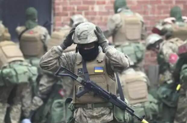 «Суровая реальность». Украина срочно стянула войска к Киеву. Поражение не за горами
