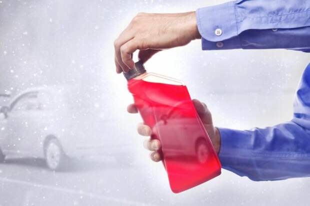 Антифриз найдется в багажнике у каждого запасливого водителя / Фото: multifreeze.ru Антифриз найдется в багажнике у каждого запасливого водителя / Фото: multifreeze.ru