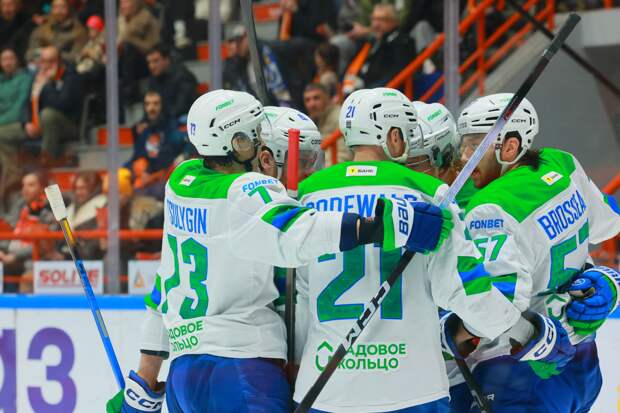 «Салават Юлаев» сыграет против «Металлурга» в матче регулярного чемпионата КХЛ