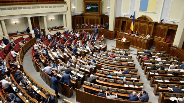 Эксперт прокомментировал принятие Радой закона об импичменте президента