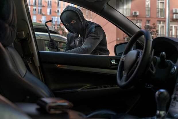 В полиции Приморья рассказали, как защитить автомобиль от угона