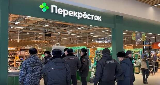 МВД: из всех "Перекрестков" в Петербурге в участки направили свыше 500 мигрантов