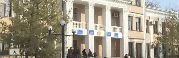 Должностных лиц управления образования Шымкента подозревают в коррупции