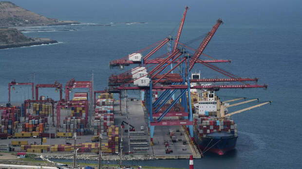 Угрозы США в адрес Венесуэлы создают риски для всей Латинской Америки – политолог Менесес