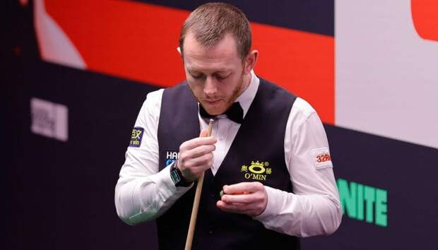 Марк Аллен установил личный рекорд: 700-й сенчури в эпичной битве с Хокинсом на Чемпионате мира 2026