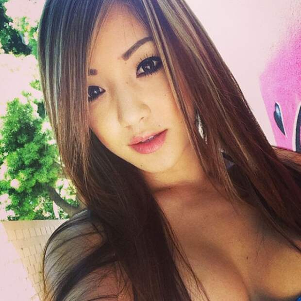 Asian Nude Teen